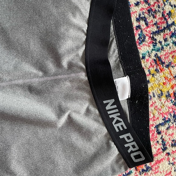 Womens Nike Pro Capri Grey M - Picture 8 of 8